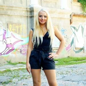 D3a 27 ani Brasov - Sex cu femei blonde din Harseni