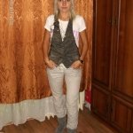 Dya BloNdInA