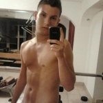 Alexutz . .