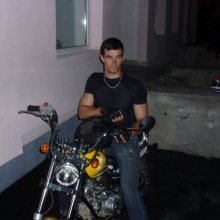 ady9