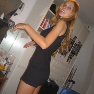 Mony_fotomodel 29 ani Caras-Severin - Femei care cauta sot din Lapusnicel - Curve Ieftine Lapusnicel
