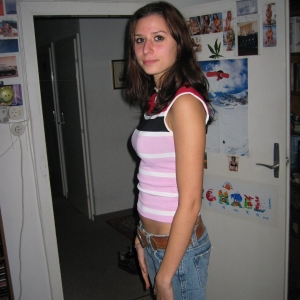 Bellarossa 24 ani Valcea - Andreea Balan Xxx - Porno Xxx.Com din Mitrofani - Studente Lesbiene Mitrofani