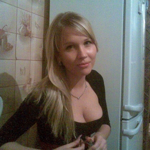 Sexy_irina_mondea 26 ani Botosani - Step Sister Xxx - Porno Movis din Cotusca - Mistress Cotusca