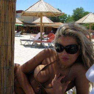 Violeta_nerghes