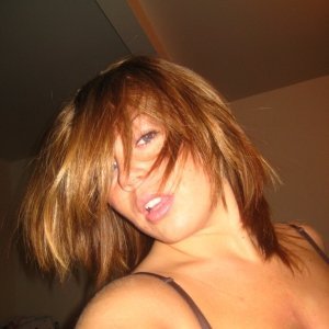 laura_enjoy