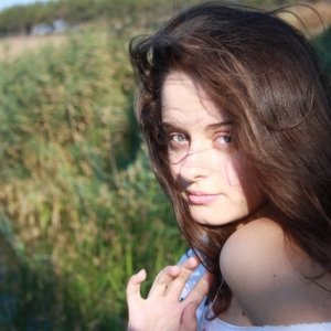 Emy28