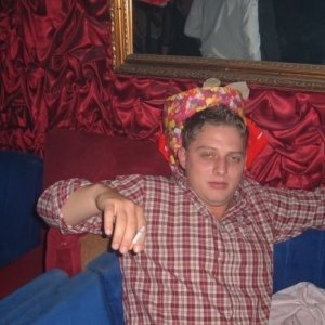 Bcosty77