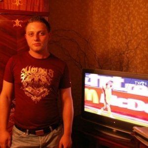Bcosty77
