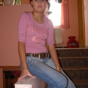 Sara_blue