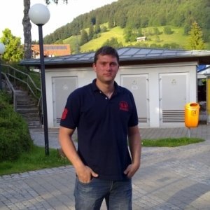 Jonelarm