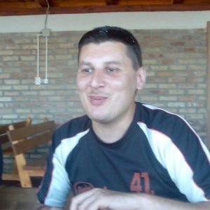 Alex_iubaretul