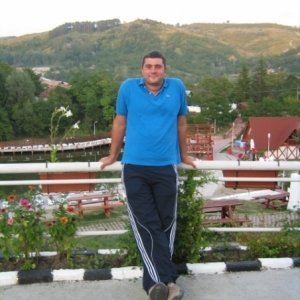 Jonelarm