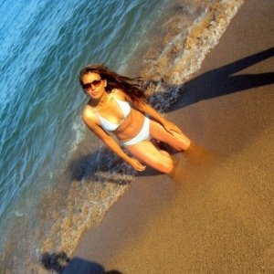 Angie19