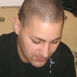 Carlos_24