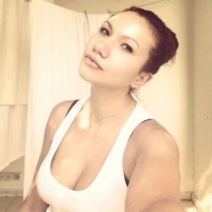 Analia76