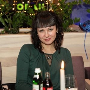 Elenaparaschiv2011
