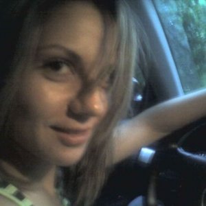 Laura_alice54