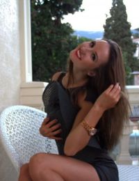 Cristina_22 35 ani Escorta din Galati