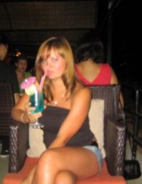 Elena61 25 ani Escorta din Arad