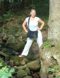 Camy21_camelia 23 ani Escorta din Mures