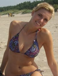 Emanuela19921992 19 ani Escorta din Neamt