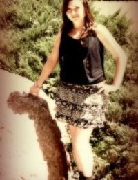 Mitzi 29 ani Escorta din Valcea