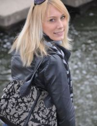 Hellfeur 23 ani Escorta din Vrancea