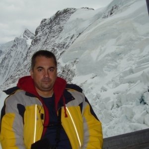 Robert_32_