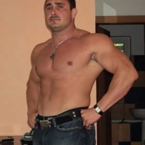 Sanducu_y