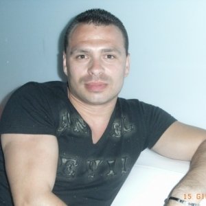 Dinucus