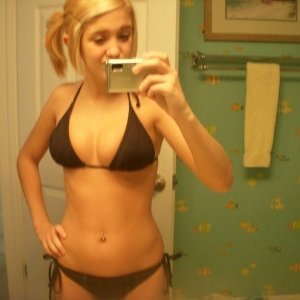 Corina747