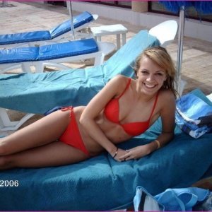 Done_angi - Fete singure Corlateni - Gay online dating site